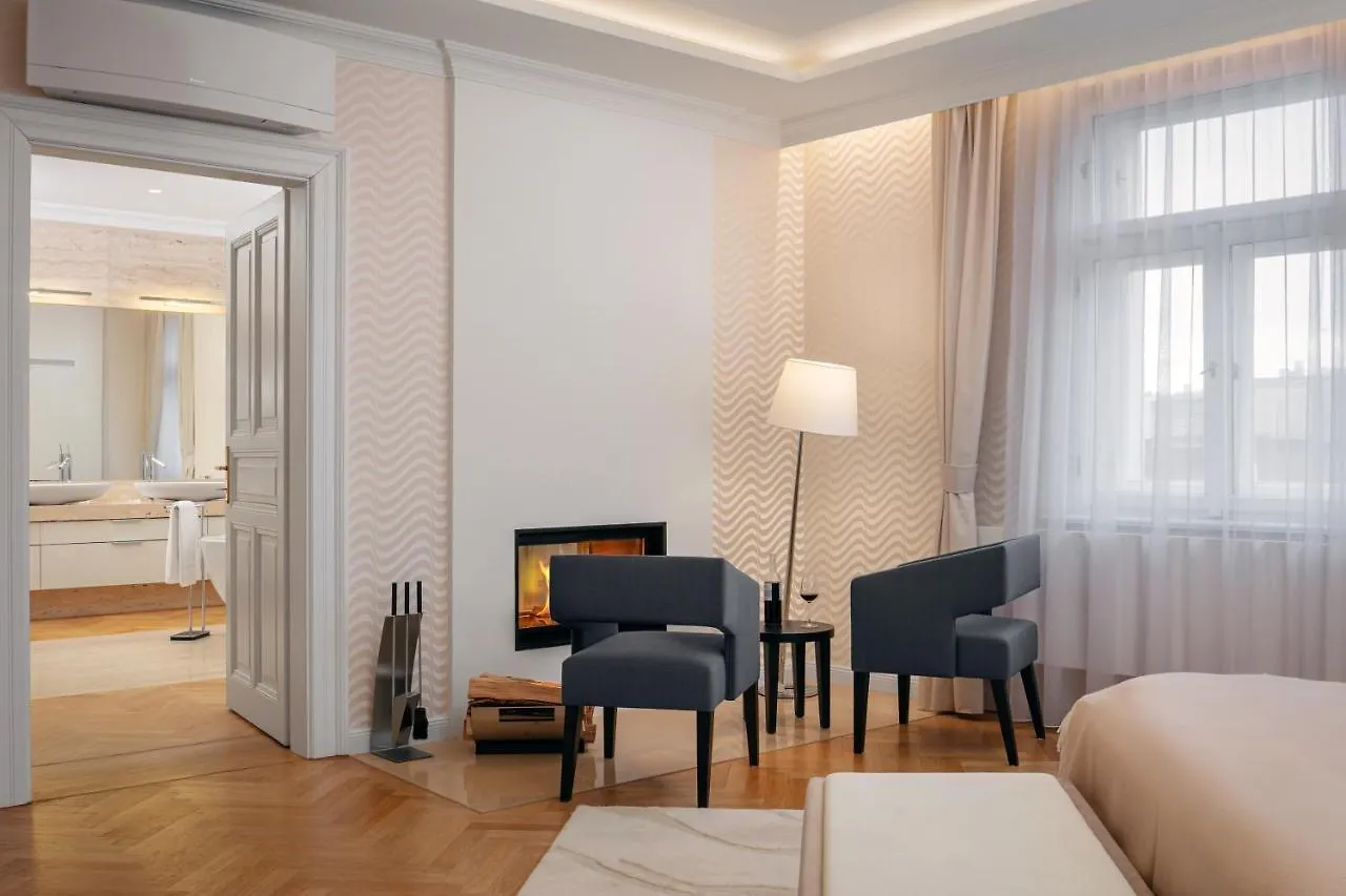 Revolucni Apartments Old Town براغ