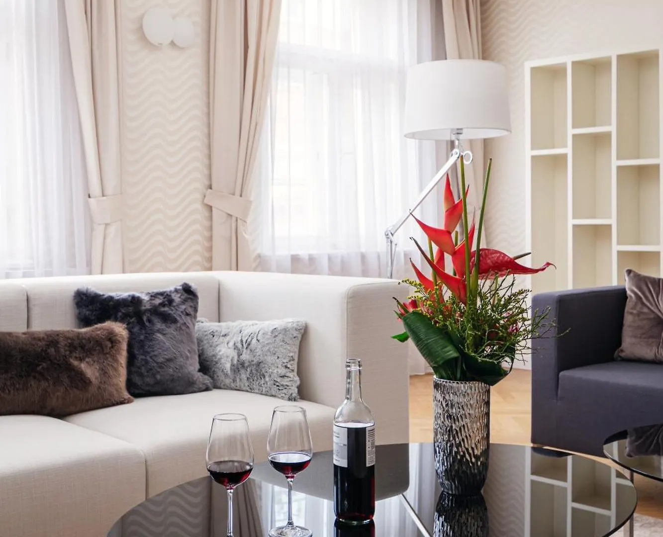 Revolucni Apartments Old Town براغ